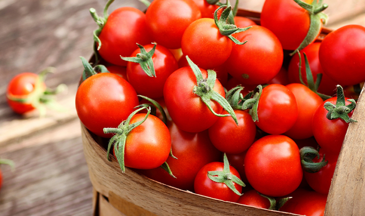 consuming these 10 natural things is beneficial for glowing skin you should also include them in your diet,beauty tips,beauty hacks