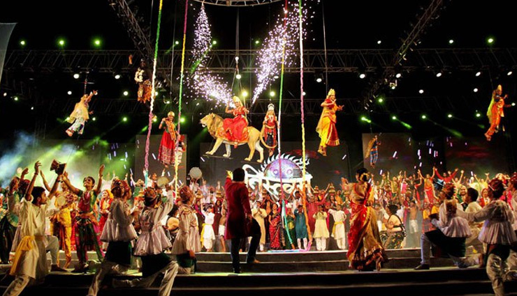 navratri 2024,garba in gujarat,places for garba in gujarat,best garba spots in gujarat,navratri garba venues,garba ahmedabad,vadodara garba,rajkot garba,surat garba,gmdc ground garba,karnavati club garba,united way garba vadodara,laxmi vilas palace garba,kirti stambh garba,race course ground rajkot,jubilee garden garba,navratri garba celebration,garba dance festival gujarat,top navratri garba venues