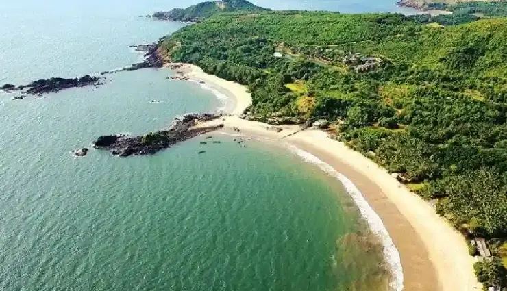 9 Beautiful Honeymoon Destinations To Visit in India