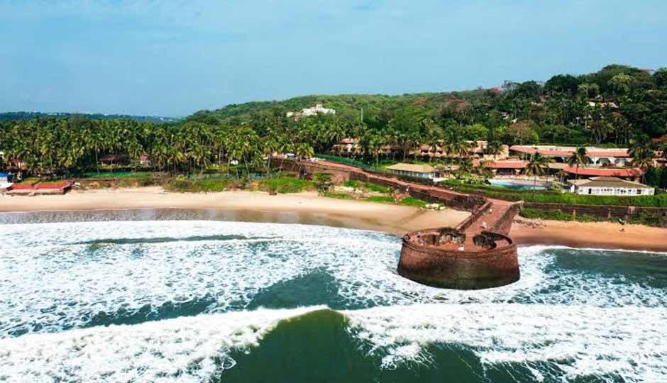 10 Most Famous Forts To Explore in Goa