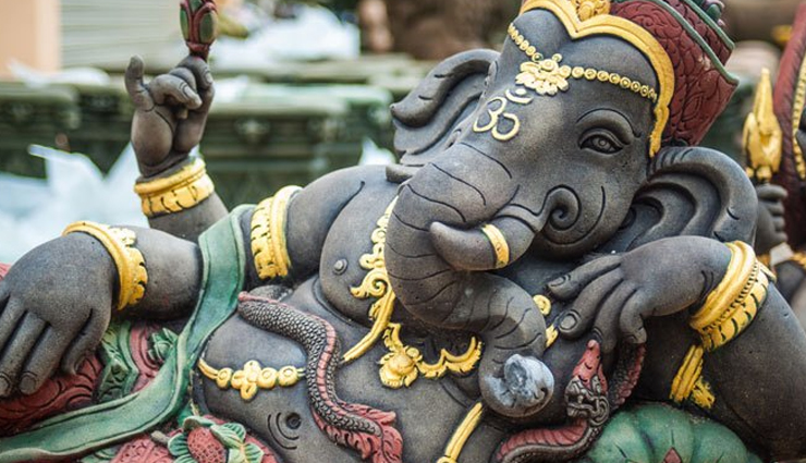 भगवान की ऐसी मूर्तियों के दर्शन आपके लिए हो सकते है हानिकारक 