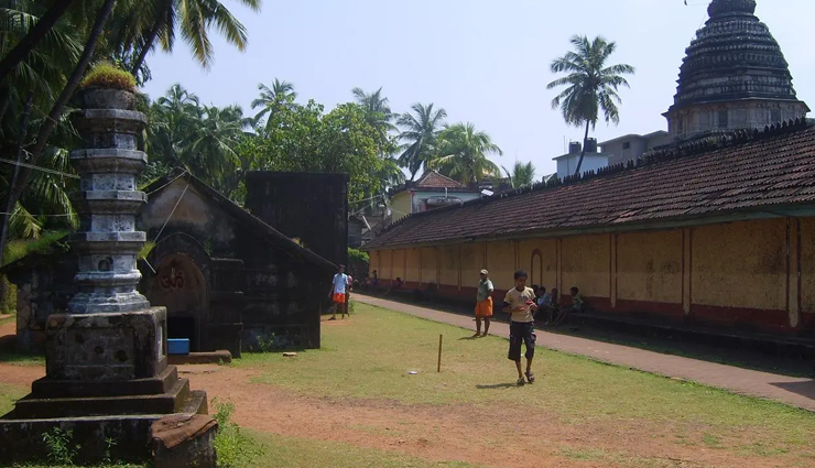 mahabaleshwar temple complex and around,adi gokarna temple,skandeshwar temple,veerabhadra temple,tamra gauri temple,gautameshwara temple,dattatreya temple,gokarna,places to visit in gokarna,temples to visit in gokarna