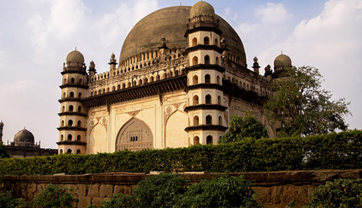 bijapur,tourist places to visit in bijapur,bijapur travel,bijapur holidays