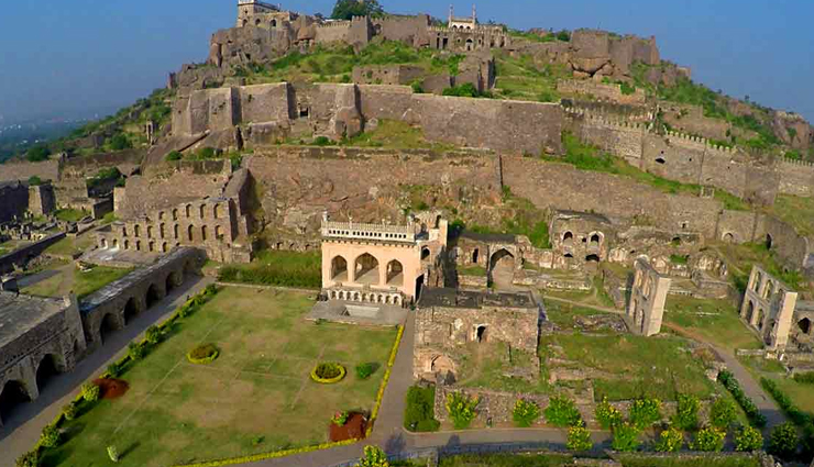 tourist places,largest forts in india,diwali 2021