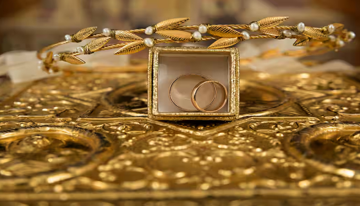 ऑल-टाइम हाई 86,875 रुपये प्रति 10 ग्राम पर पहुंची MCX पर 24 कैरेट गोल्ड के अप्रैल फ्यूचर्स कॉन्ट्रैक्ट्स की कीमत
