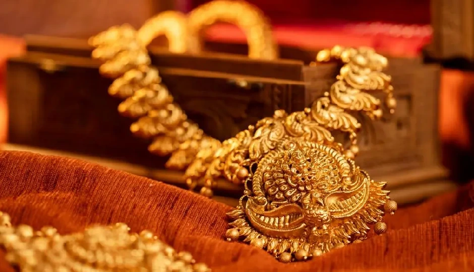 बड़ी गिरावट! सिर्फ 13 दिनों में सोना 10,246 रुपये और चांदी 25,000 रुपये से ज्यादा सस्ती