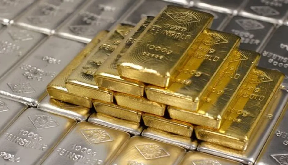 सोने-चांदी में जोरदार उछाल, चांदी ₹32,000 और सोना ₹8,100 महंगा – देखें आज का रेट