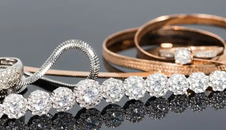 पितृ पक्ष के दौरान करें इन 10 चीजों का दान, प्रसन्न होंगे पूर्वज pitru paksha charity donations,things to offer during shradh,pitru paksha religious offerings,donation rituals in pitru paksha,pitru paksha ancestor offerings,pitru paksha generosity practices,charitable acts during pitru paksha,offerings for ancestors in pitru paksha,pitru paksha alms and donations,pitru paksha tradition of giving,items beneficial for ancestors,donation significance in pitru paksha,generosity rituals in hinduism,pitru paksha dharma of giving,charity customs during ancestral days,giving back to ancestors in pitru paksha,pitru paksha offering customs,tradition of alms in pitru paksha