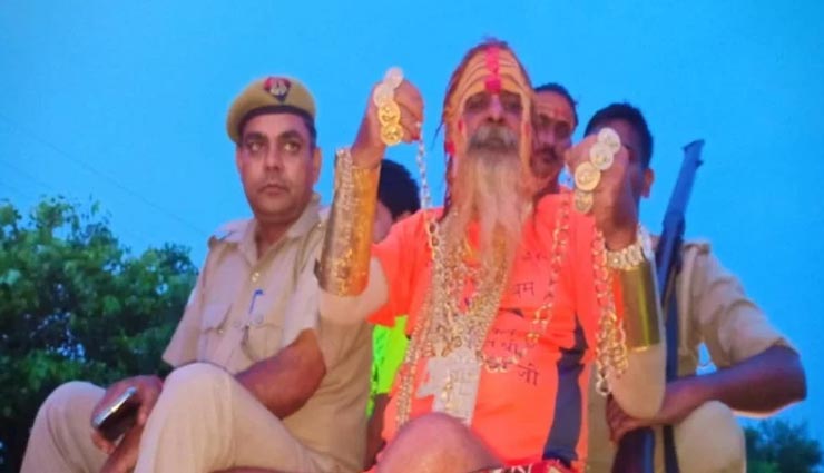 आखिर क्यों इस संन्यासी की सुरक्षा में तैनात रहते थे 25-30 गार्ड, नाम गोल्डन बाबा