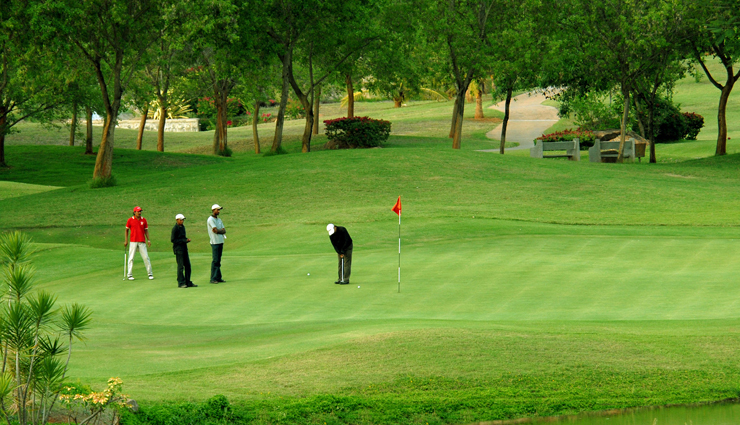 ooty,places to visit in ooty,attractions in ooty