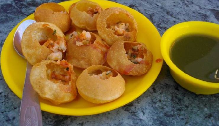 golgappe,golgappe ingredients,golgappe recipe,golgappe delicious dish,golgappe stalls,golgappe home,golgappe girls,patasi,panipuri