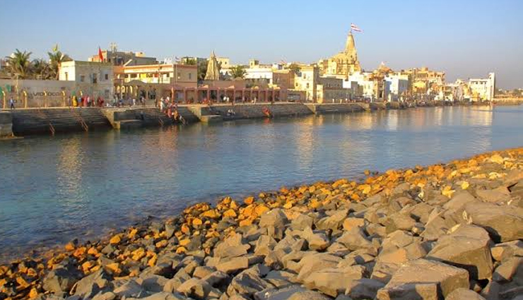 places to visit in dwarka for spiritual experiences,must-see spiritual sites in dwarka,spiritual places in dwarka,dwarkadhish temple visits,dwarka pilgrimage sites,religious places in dwarka,dwarka divine experiences,dwarka sacred destinations,dwarka spiritual tourism,dwarka spiritual landmarks,dwarka religious exploration,dwarka spiritual journey,dwarka religious heritage,spiritual retreats in dwarka,dwarka spiritual travel guide