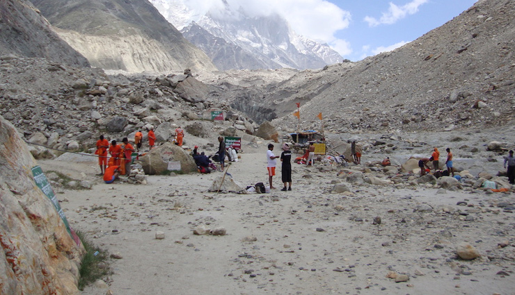 best treks of india,best trekking fields,himalayan treks,tourist destinations,best weather for trip,trip in budget,trip in november,budget price trip,travel tips,travel guide,india tourism