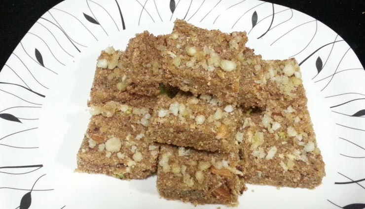 सर्दियों की शुरुआत में ही बनाए 'गोंद की बर्फी', स्वाद बना देगा आपको दीवाना #Recipe gond barfi recipe,recipe,recipe in hindi,winter recipe,special recipe,sweet recipe