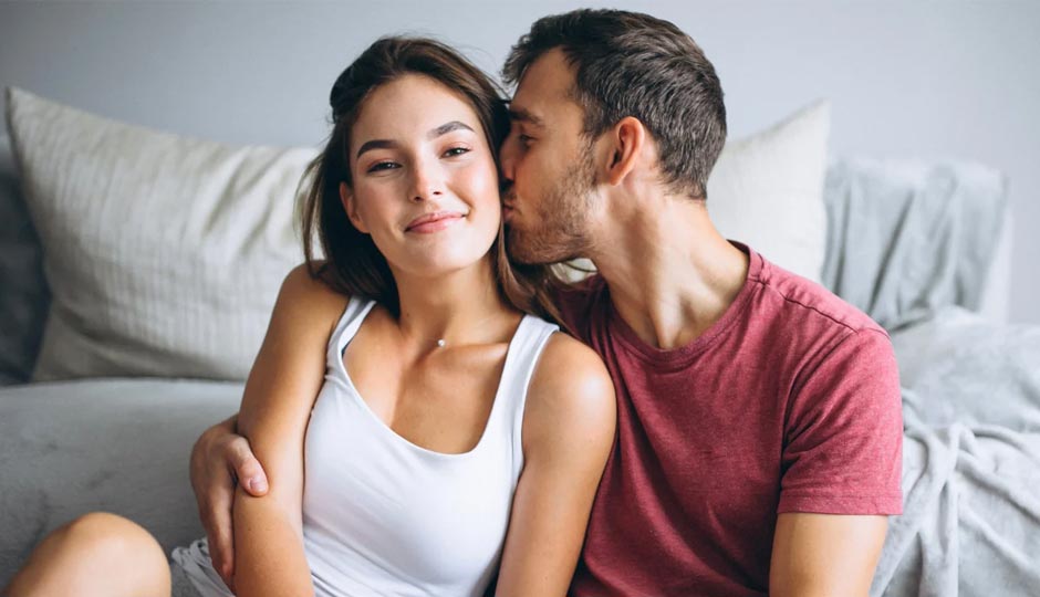 10 Ways To Be a Good Girlfriend