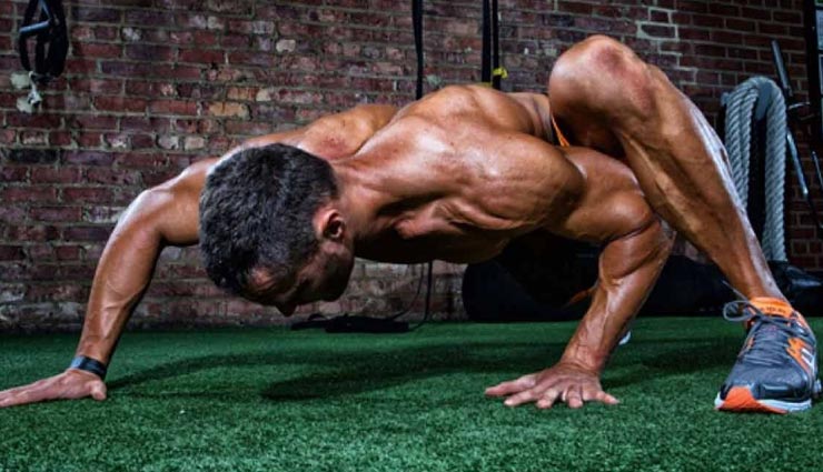 फटाफट पाना चाहते हैं फैट से आजादी, ये 5 क्रॉल एक्सरसाइज करेगी वजन को नियंत्रित
Health tips,health tips in hindi,exercise to lose weight,fat lose exercise,crawl exercise