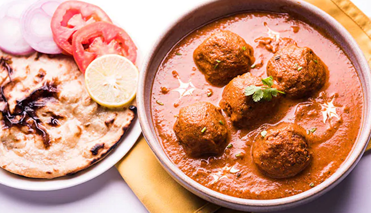 खूबसूरत जगहों के अलावा अपने खानपान के लिए भी प्रसिद्द हैं जम्मू कश्मीर, जानें यहां के 10 फेमस फूड jammu kashmir,10 famous food of jammu kashmir,best food to enjoy in jammu kashmir,jammu kashmir,travel,travel guide,travel tips in hindi