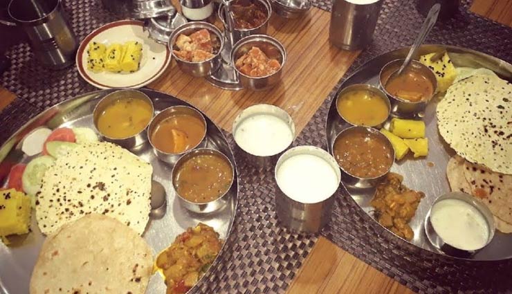 5 Government Canteens in Delhi That Serve The Most Delicious Food