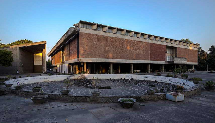 tourist places to visit in chandigarh,beautiful tourist places in chandigarh,chandigarh tourism,tourist places in chandigarh,holidays in chandigarh,travel guide