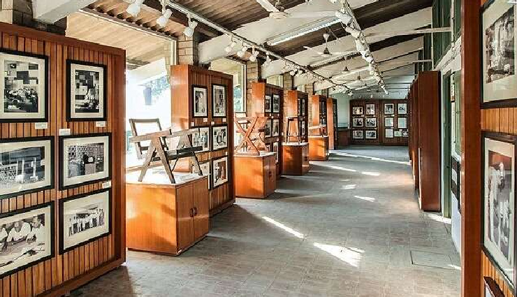 art galleries in india,contemporary art exhibitions,indian art destinations,cultural exploration in india,famous art galleries,modern art showcases,traditional art forms,visual arts in india,sculpture exhibitions,historical artifacts viewing,painting exhibitions,artistic expressions in india,indian heritage galleries,cultural landmarks in india,artistic diversity in india,indian art history exploration,iconic art venues,artistic talents in india,architectural marvels in art,indian museum experiences