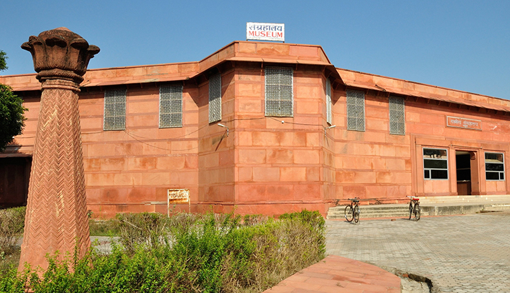 mathura attractions,mathura tourism,religious sites mathura,govardhan hill mathura,vishram ghat boat ride,kansa qila mathura,holy water mathura,kusum sarovar mathura,mathura museums,mathura shopping,mathura markets,mathura heritage sites,mathura historical landmarks,mathura cultural experiences,mathura sightseeing,mathura travel guide,mathura temples,mathura monuments,mathura landmarks,mathura boat ride