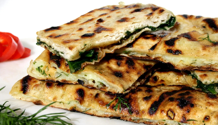 turkish cuisine,turkish dishes,must-try turkish food,turkish pretzel simit,turkish apple tea,ezogelin soup,menemen breakfast,gözleme crepe,mantı ravioli,kumpir baked potato,köfte meatballs,perde pilav,turkish mezze,turkish kebap,baklava pastries,dondurma ice cream,turkish delights lokum,turkish street food,ottoman cuisine,best turkish foods