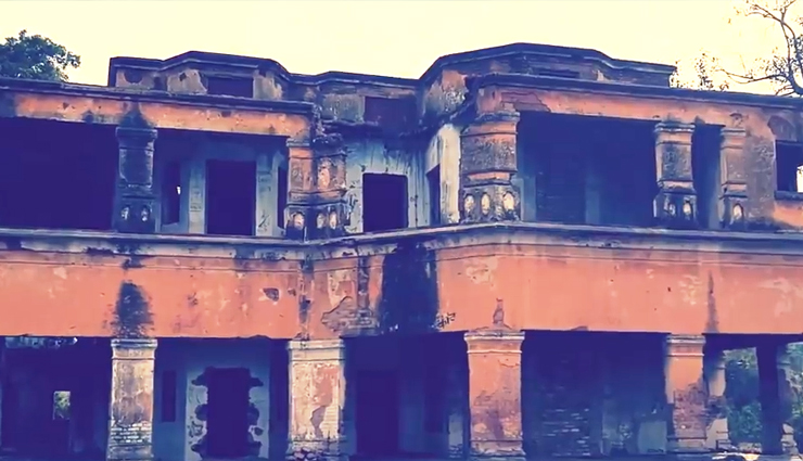 haunted places in india,real ghost stories india,scariest haunted spots,creepy places to visit,indias most haunted destinations,eerie ghost tales,supernatural encounters india,spine-chilling haunts,ghostly locations in india,haunted tourism in india