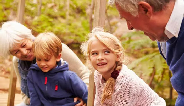 tips for grandparents,being a good grandparent,grandparenting tips,building relationships with grandchildren,supporting grandchildren,respecting parenting rules,creating special moments,sharing wisdom,being a good listener,fostering independence,staying healthy and active,showing unconditional love,maintaining family traditions