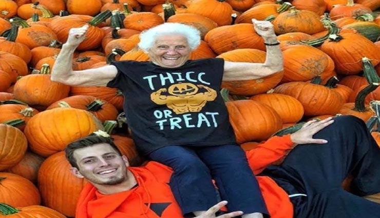 weird news,weird incident,93 years old lady,photoshoot with grandson,weird photoshoot