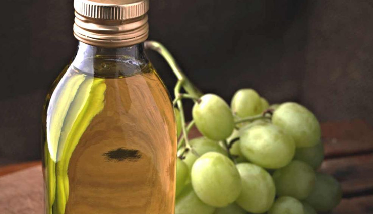 best oils for your hair,hair oil,best hair oil,best hair oil to purchase,oil massage for hair,hair care tips,coconut oil,brigandi hair oil,sweet almond hair oil,olive hair oil,grapeseed hair oil,sesame hair oil,beauty,beauty tips