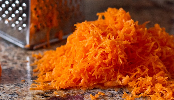 moist carrot cake with cream cheese frosting,moist carrot cake with cream cheese frosting recipe,recipe