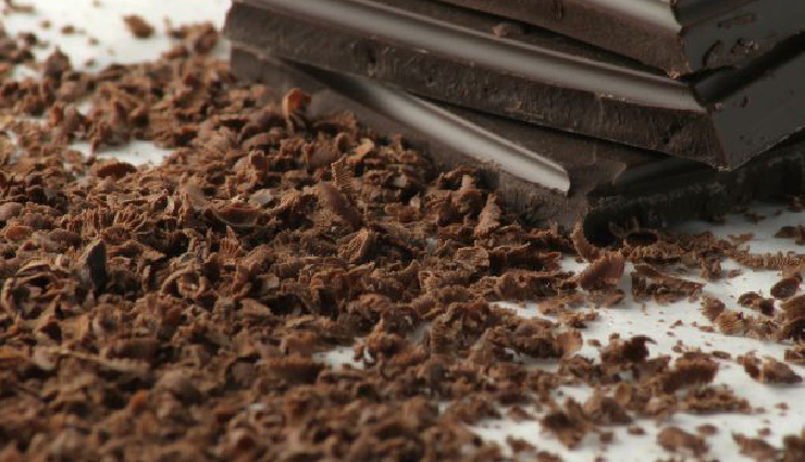 banana scrubs,diy banana scrub,beautiful skin,natural skincare,homemade beauty remedies,antioxidants,moisturizing properties,skin tightening,ph balance,hydrating agents,exfoliating scrubs,moisturizing scrubs,acne-prone skin,eczema relief,psoriasis care,banana and oatmeal scrub,banana body scrub,banana milk exfoliating scrub,banana moisturizing scrub,vanilla banana whole body scrub,banana chocolate facial scrub.