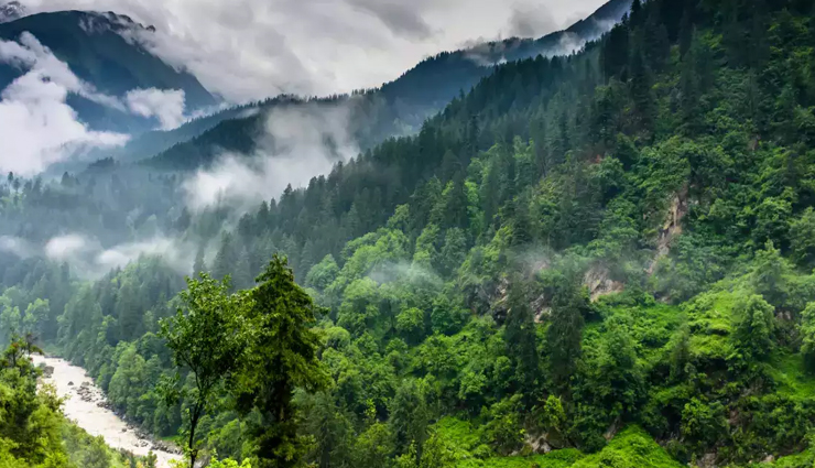 tirthan valley himachal pradesh,best places to visit in tirthan valley,trekking in tirthan valley,adventure activities in tirthan valley,tirthan valley tourism,tirthan valley attractions,offbeat destinations in himachal pradesh,tirthan valley hotels and resorts,tirthan valley homestays,nature and wildlife in tirthan valley