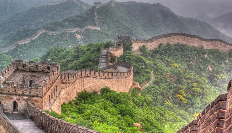 seven wonders of the world,popular wonders of the world,taj mahal india,colosseum italy,great wall of china,petra jordan,machu picchu peru,christ the redeemer brazil,chichen itza mexico,world heritage sites,famous landmarks,historical monuments