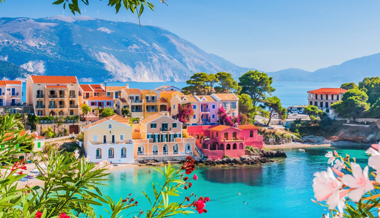 6 Romantic Things You Can Do When in Greece