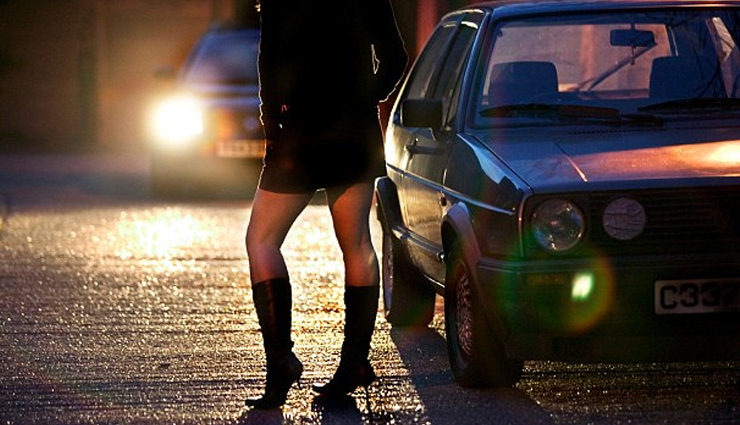 Greece Girls Sell Themselves at The Cost of Sandwich