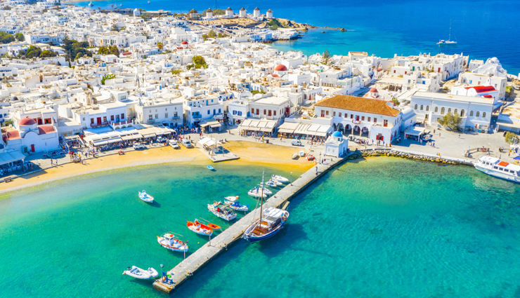 10 Must-Visit Tourist Places in Greece