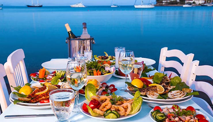 5 breathtaking things to do in greece,things to do in greece,greece,must visit places in greece,wanderlust,travel guide for greece