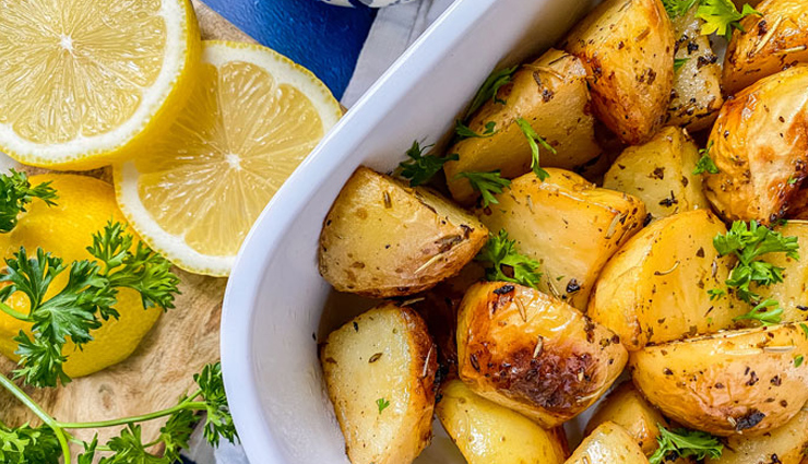 greek lemon potatoes,hunger struck,food