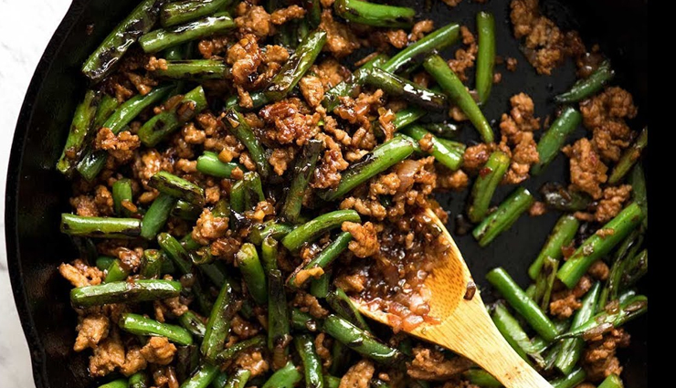 spicy green beans,spicy green beans recipe,hunger struck,food,easy recipes,green beans recipe
