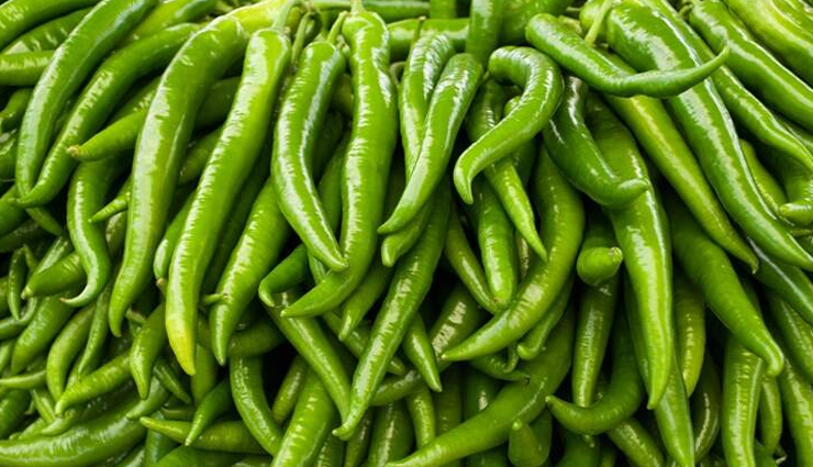 green chilli pickle recipe,spicy green chilli pickle,tangy green chilli pickle,homemade green chilli pickle,indian green chilli pickle,fiery green chilli pickle,tangy and spicy pickle recipe,green chilli pickle condiment,homemade pickle with green chillies,spicy condiment for indian meals,tangy and flavorful green chilli pickle,easy green chilli pickle recipe,fiery delight: green chilli pickle,homemade pickle with spicy green chillies,tangy pickle for all-year enjoyment,spicy and tangy pickle for indian cuisine,mouthwatering green chilli pickle recipe,traditional green chilli pickle,pickle recipe with fresh green chillies,tangy and spicy pickle for your palate