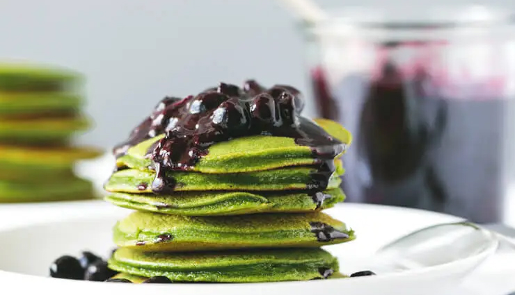 Recipe- Healthy For Breakfast Green Smoothie Pancakes With Macerated Bluberries