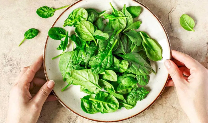 spinach,green apples,kale,nopales,Avocados,health benefits,health benefits of green vegetables,green superfoods,Health tips,fitness tips