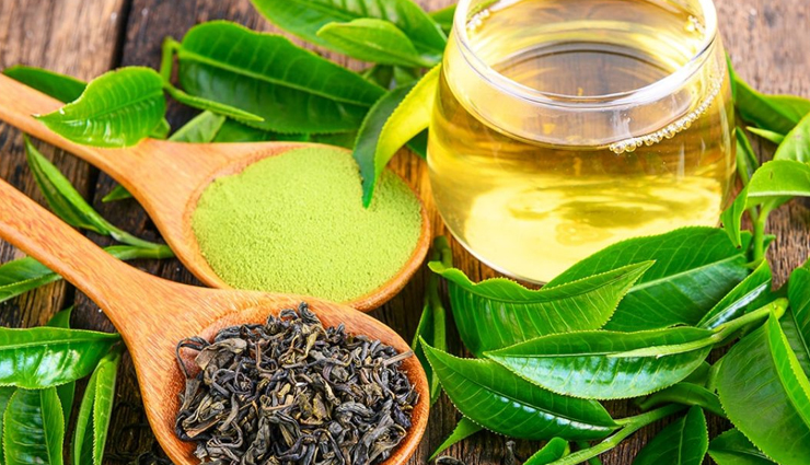 home remedies for oily skin,oily skin treatment in monsoon,natural remedies for oily skin,monsoon skincare tips,diy face masks for oily skin,control oil production naturally,reduce acne in monsoon,aloe vera for oily skin