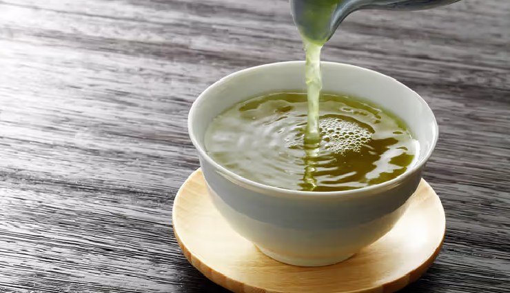 8 DIY Ways To Use Green Tea on Your Skin