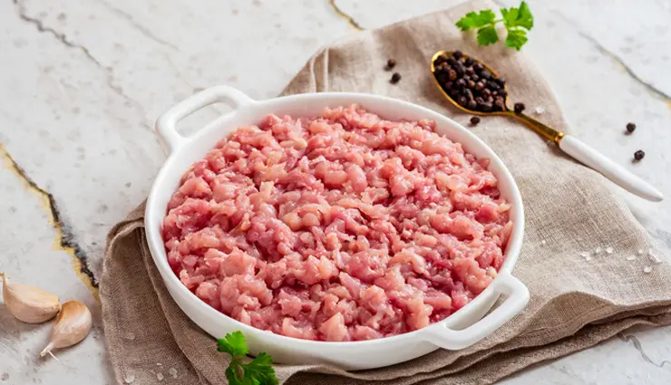 deliciously rich chicken nargisi kofta curry,chicken nargisi kofta recipe,authentic nargisi kofta curry,homemade chicken kofta curry,spicy chicken nargisi kofta,classic indian kofta curry,step-by-step nargisi kofta cooking guide,flavorful chicken kofta in curry,special chicken nargisi kofta,traditional nargisi kofta curry,best chicken kofta curry recipe,delightful nargisi kofta gravy,easy chicken nargisi kofta recipe,rich and creamy kofta curry,mouthwatering chicken nargisi kofta