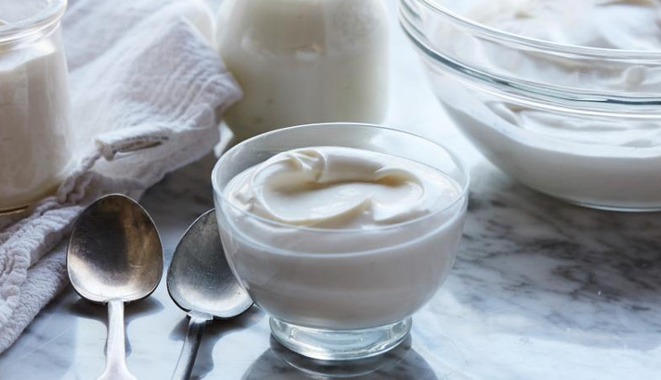 aloe vera,yogurt mask,pack of egg,olive oil and honey,amla,onion juice,home remedies,home remedies to grow hair on forehead,hair growth tips,hair care tips,beauty tips