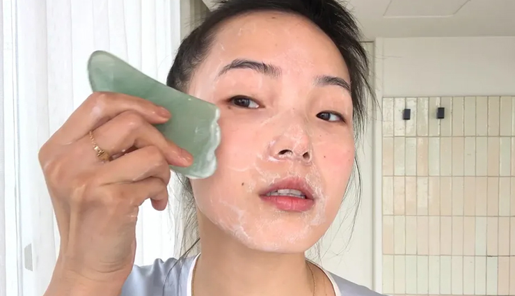gua sha,beauty benefits of gua sha,skin care tips,beauty tips