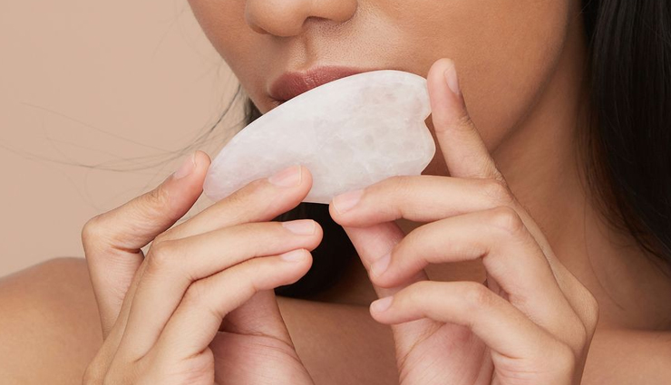 gua sha,beauty benefits of gua sha,skin care tips,beauty tips