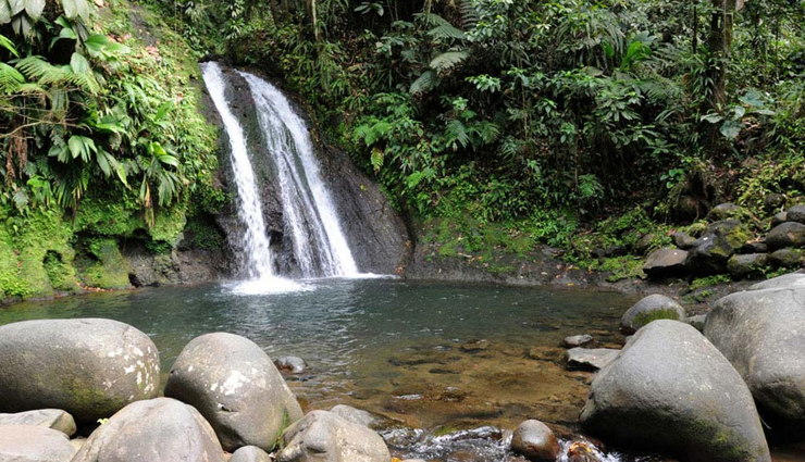 guadeloupe,guadeloupe national park,basse-terre,la soufriere hike,basse-terre,la pointe des chateaux,grande-terre,grand cul-de-sac marin natural reserve boat tour,plage de grande anse,basse terre,jacques cousteaus underwater reserve,sainte-anne beach,grande-terre,places to visit in guadeloupe